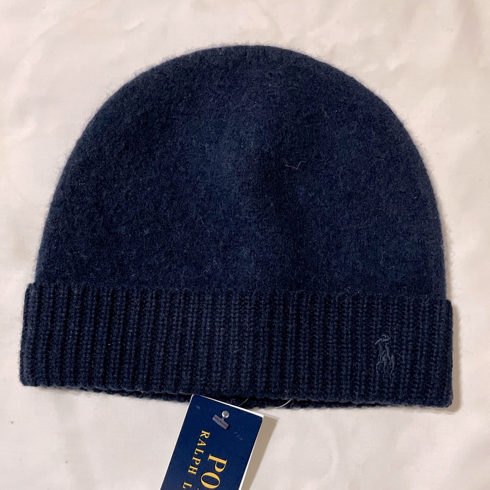 POLO RALPH LAUREN MERINO WOOL CLASSIC BEANIE
PIPER NAVY